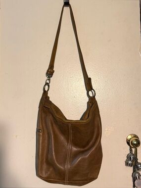 Vintage Roots Women's Brown Leather Shoulder Bag